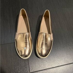 Metallic Slip-On Sneakers Casual Comfort Shoes